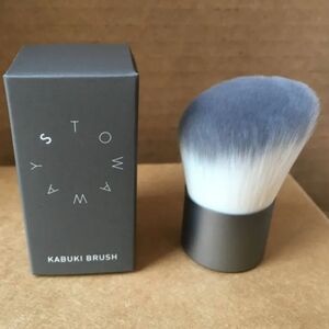 STOWAWAY KABUKI BRUSH